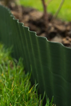 Grasranden PVC Groen - 9x0,25m - Nature 7 Grasranden PVC Groen - 9x0,25m - Nature -Tuinwereld Verkoop grasranden pvc groen 9x0 25m nature 3
