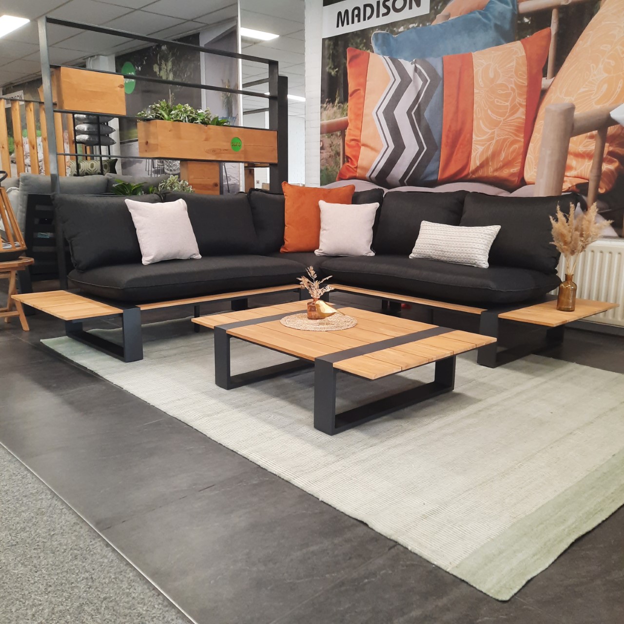 Tuinwereld Verkoop -Tuinwereld Verkoop thumbnail 20220510 131359